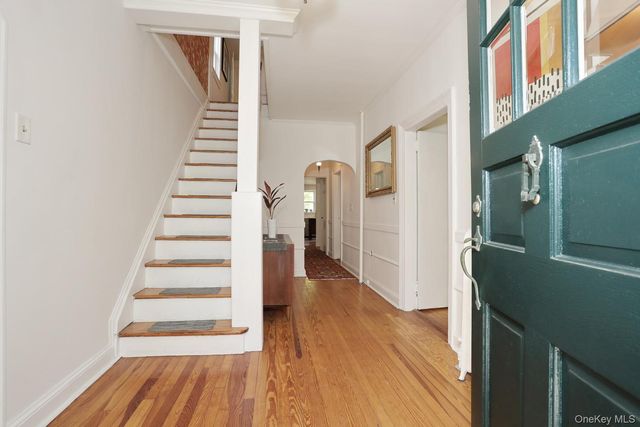 288 Buena Vista Road, New City, NY 10956