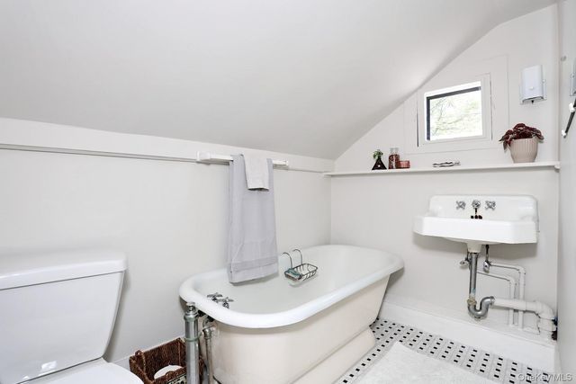 288 Buena Vista Road, New City, NY 10956