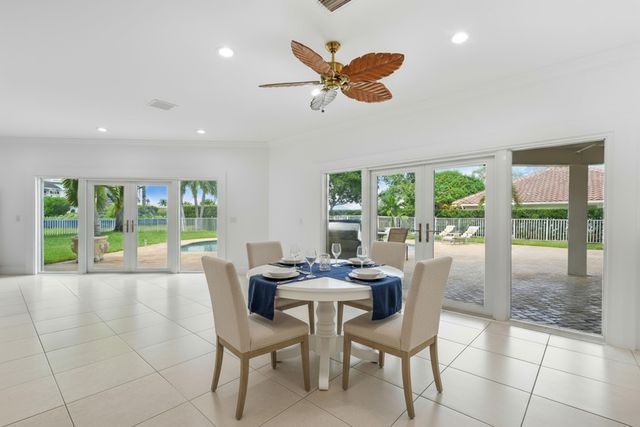 2801 Embassy Drive, West Palm Beach, FL 33401