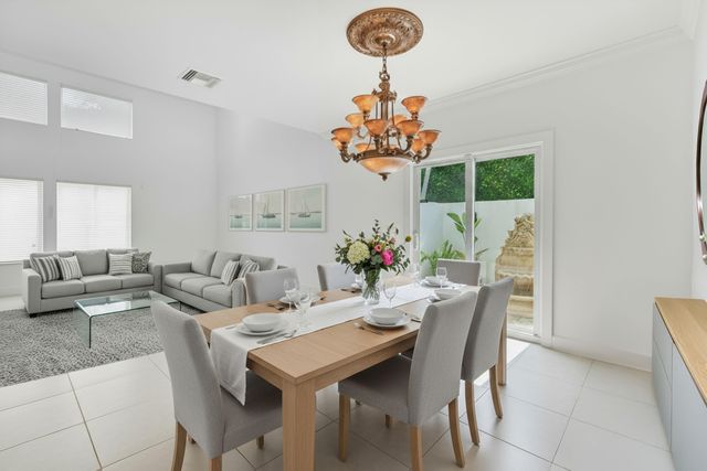 2801 Embassy Drive, West Palm Beach, FL 33401