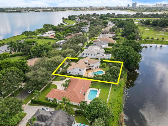 2801 Embassy Drive, West Palm Beach, FL 33401
