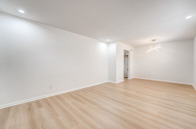 5156 WINDCREST DR, Memphis, TN 38116