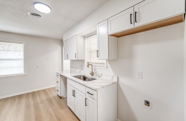 5156 WINDCREST DR, Memphis, TN 38116