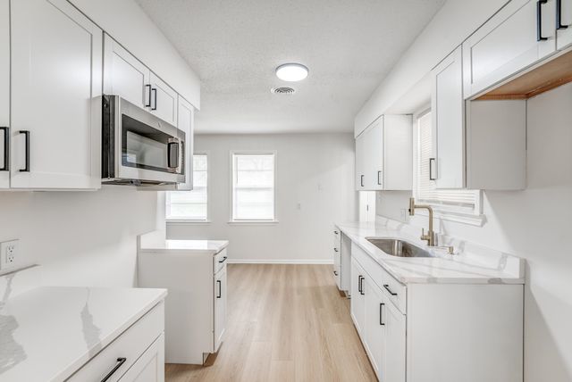 5156 WINDCREST DR, Memphis, TN 38116