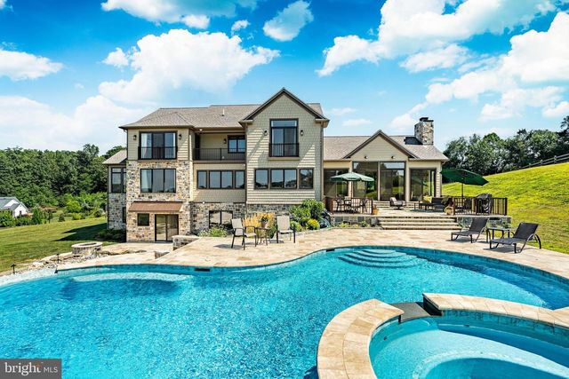 45 WYNDEMERE LAKE DR, Chester Springs, PA 19425