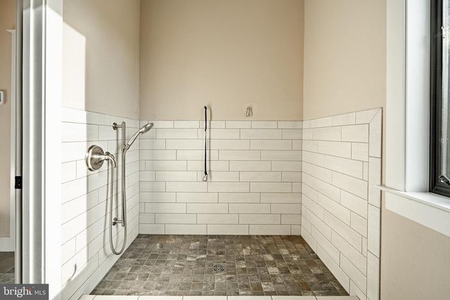 45 WYNDEMERE LAKE DR, Chester Springs, PA 19425