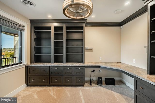 45 WYNDEMERE LAKE DR, Chester Springs, PA 19425