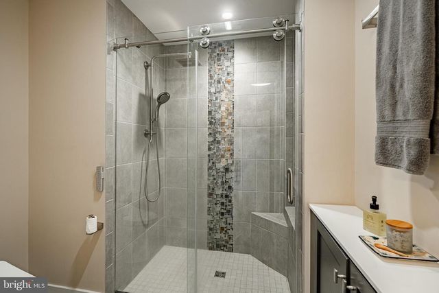 45 WYNDEMERE LAKE DR, Chester Springs, PA 19425