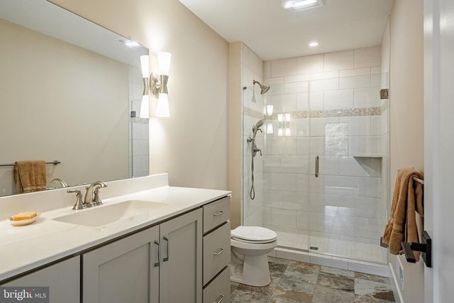 45 WYNDEMERE LAKE DR, Chester Springs, PA 19425