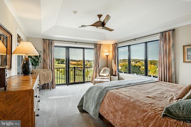 45 WYNDEMERE LAKE DR, Chester Springs, PA 19425