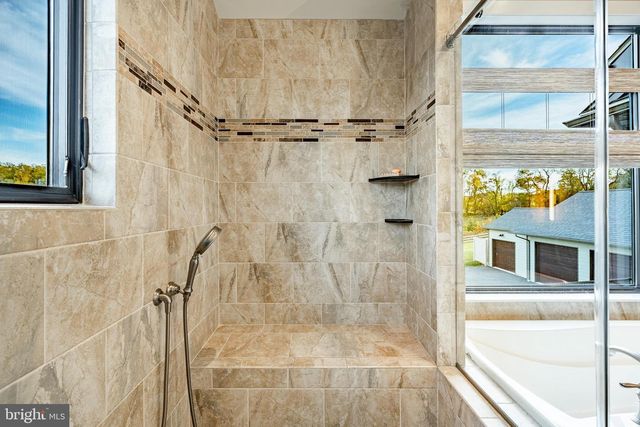 45 WYNDEMERE LAKE DR, Chester Springs, PA 19425