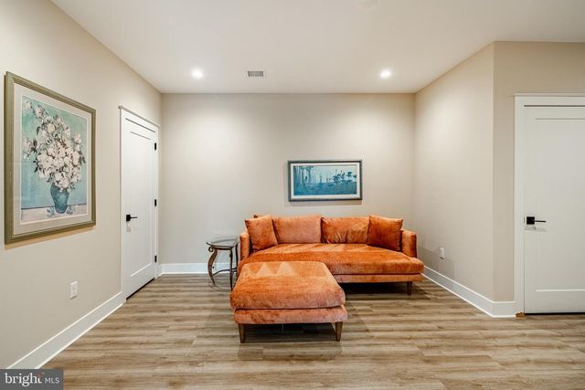 45 WYNDEMERE LAKE DR, Chester Springs, PA 19425