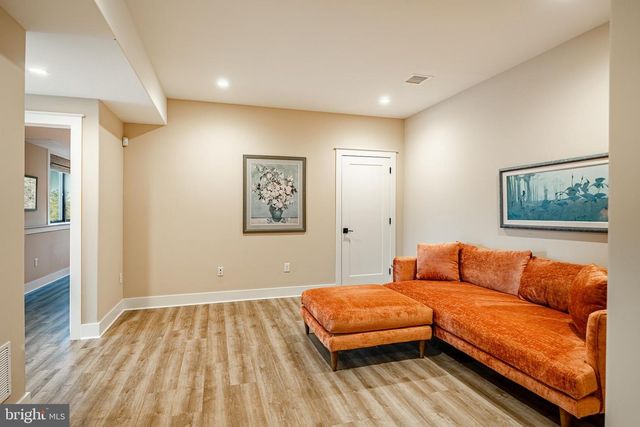 45 WYNDEMERE LAKE DR, Chester Springs, PA 19425