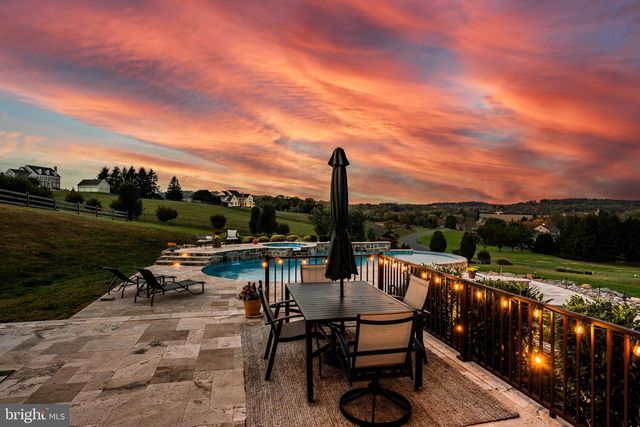 45 WYNDEMERE LAKE DR, Chester Springs, PA 19425