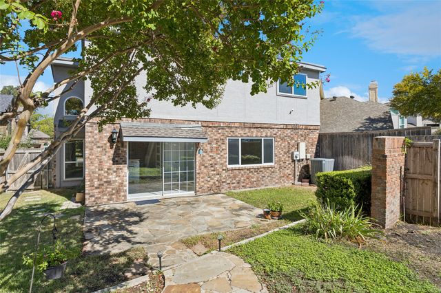 428 Arbor Creek Drive, Euless, TX 76039