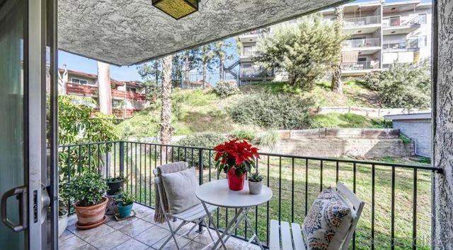 1517 E Garfield 55, Glendale, CA 91205