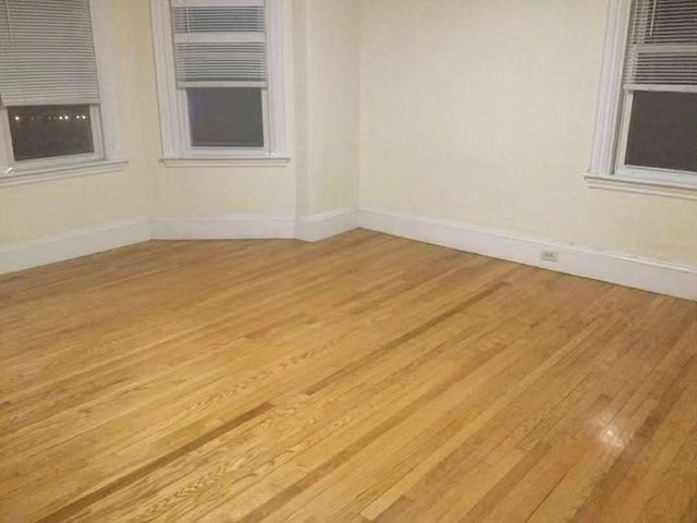 236 Cypress St. 2, Brookline, MA 02445