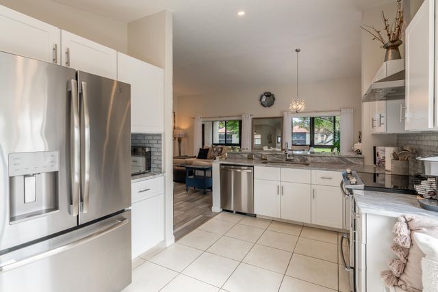 10624 Tropic Palm Avenue 202, Boynton Beach, FL 33437