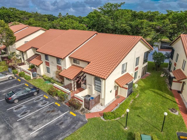 10624 Tropic Palm Avenue 202, Boynton Beach, FL 33437