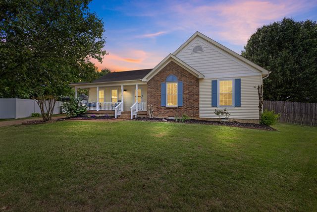 505 Jacksons Hill Ct, Hermitage, TN 37076