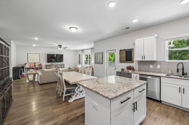 2124 Houston Bnd, E, Lebanon, TN 37087