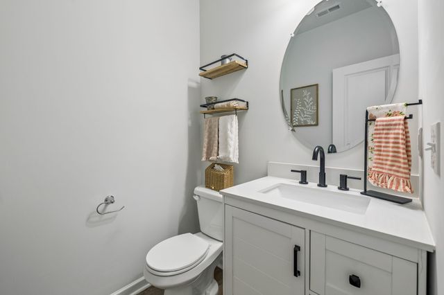 2124 Houston Bnd, E, Lebanon, TN 37087