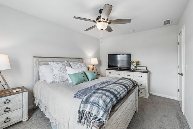 2124 Houston Bnd, E, Lebanon, TN 37087