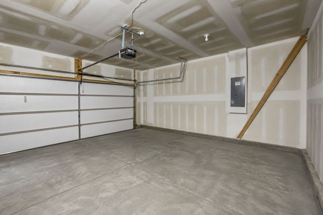 2124 Houston Bnd, E, Lebanon, TN 37087