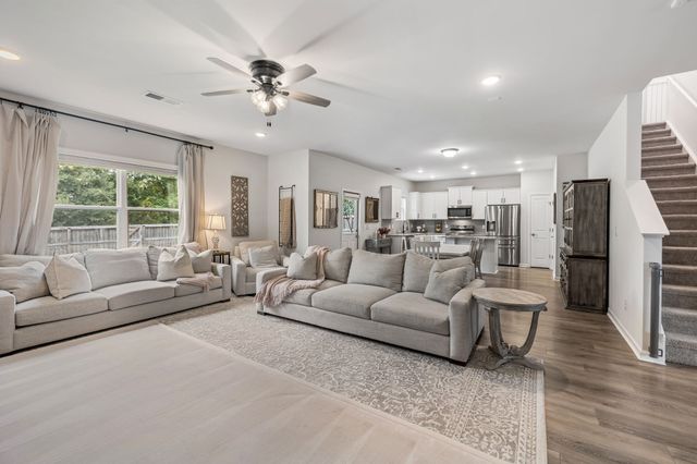 2124 Houston Bnd, E, Lebanon, TN 37087