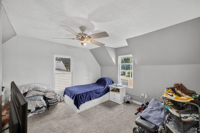 148 E Sheridan Avenue, Des Moines, IA 50313