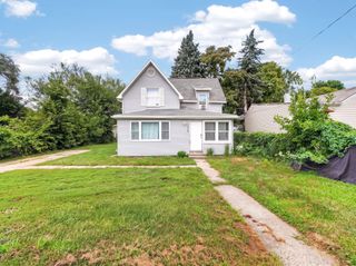 148 E Sheridan Avenue, Des Moines, IA 50313