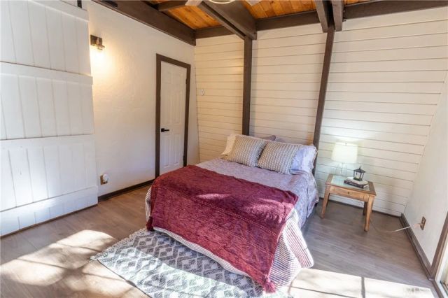 326 E Country Club, Big Bear City, CA 92314