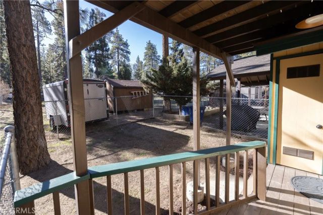 326 E Country Club, Big Bear City, CA 92314
