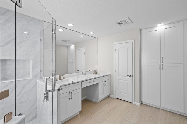 3189 SW Solitaire Palm Drive, Palm City, FL 34990