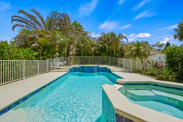 3189 SW Solitaire Palm Drive, Palm City, FL 34990