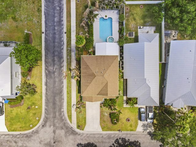 3189 SW Solitaire Palm Drive, Palm City, FL 34990