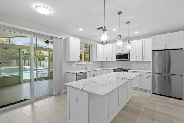 3189 SW Solitaire Palm Drive, Palm City, FL 34990