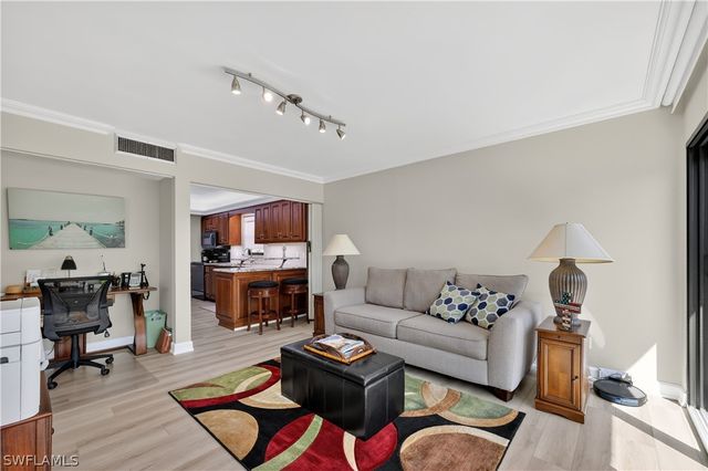 845 Collier CT 302, Marco Island, FL 34145