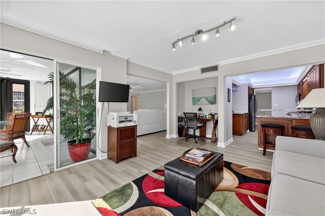 845 Collier CT 302, Marco Island, FL 34145