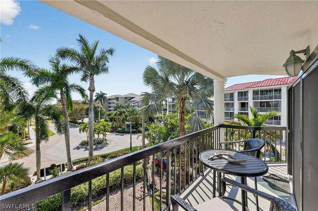 845 Collier CT 302, Marco Island, FL 34145