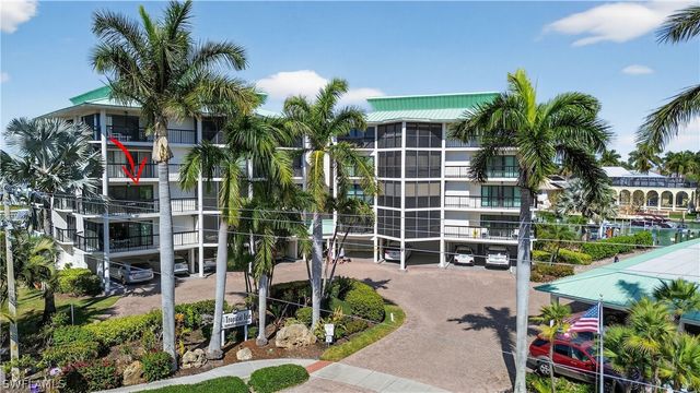 845 Collier CT 302, Marco Island, FL 34145