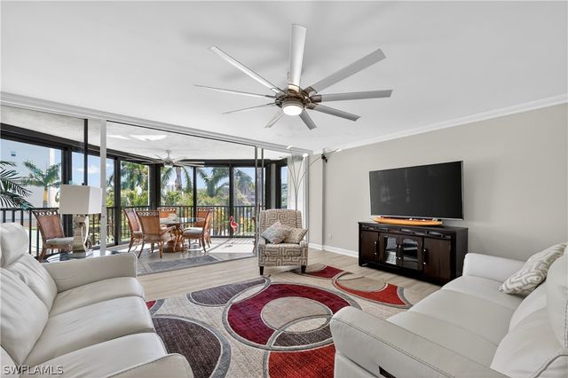 845 Collier CT 302, Marco Island, FL 34145