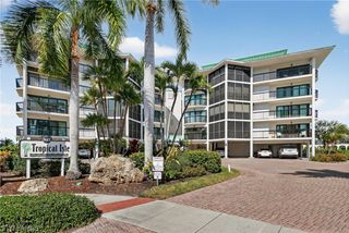 845 Collier CT 302, Marco Island, FL 34145