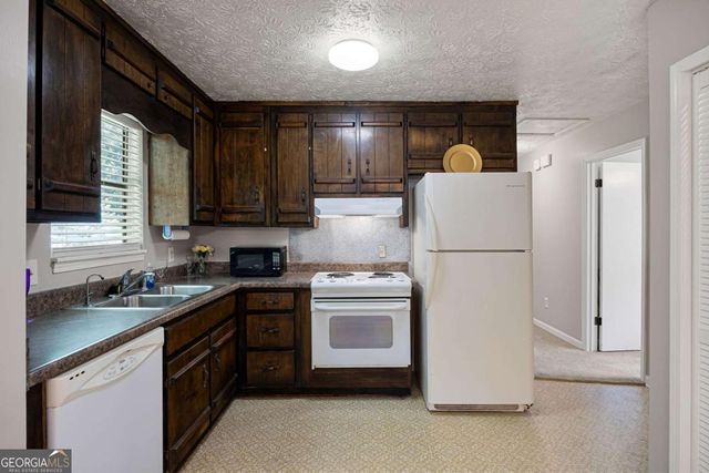 3370 Ridgecrest Drive, Powder Springs, GA 30127