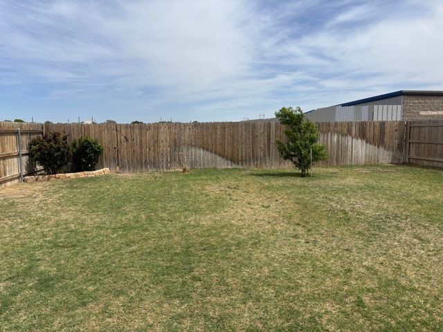 3713 Norwich Avenue, Lubbock, TX 79407