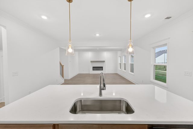 2592 Misty Creek Court, Nashville, TN 37207