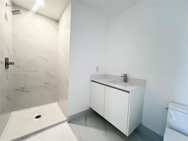 700 NE 24th St 1503, Miami, FL 33137