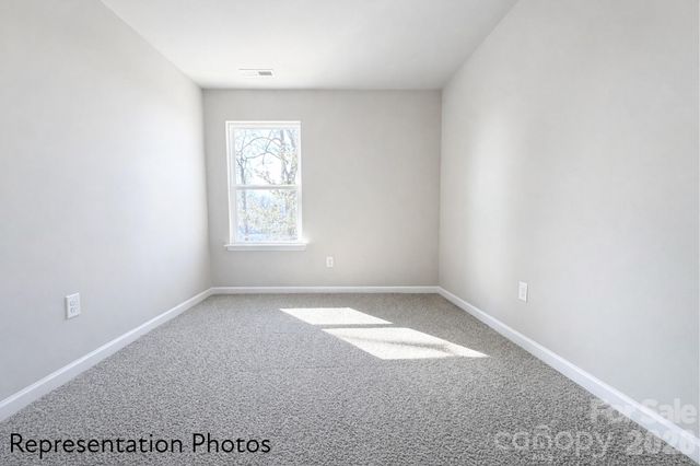 5949 Wallace Avenue, Charlotte, NC 28227