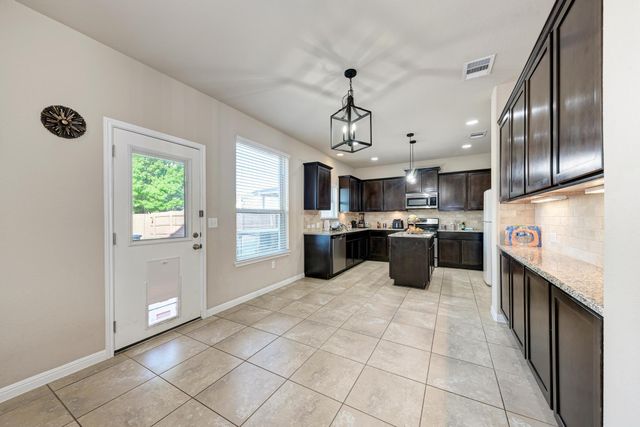 701 Schefer ST, Leander, TX 78641