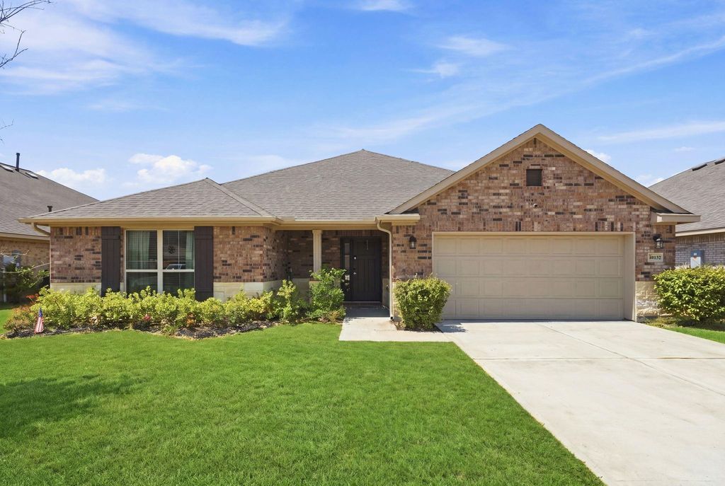 40132 Spyglass Hill Drive, Cleveland, TX 77327